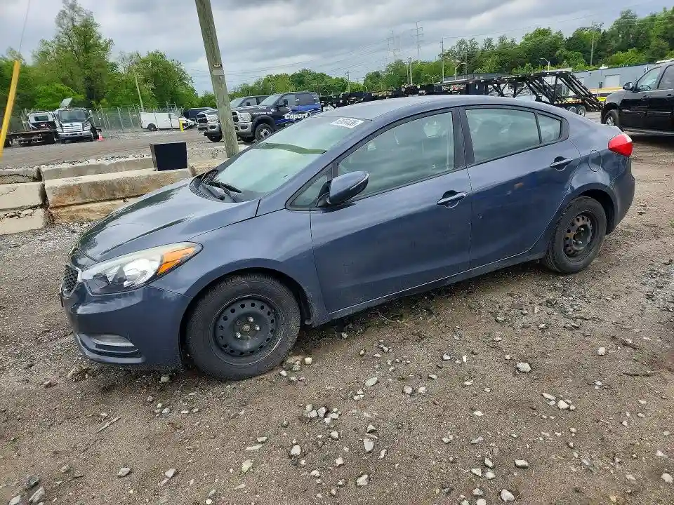 KNAFX4A65F5354220 2015 KIA FORTE-0