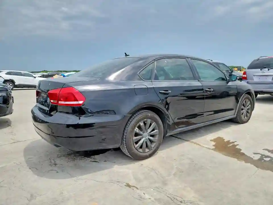 1VWAP7A34CC026442 2012 VOLKSWAGEN PASSAT-2