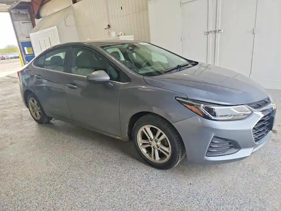1G1BE5SM4K7139347 2019 CHEVROLET CRUZE-3