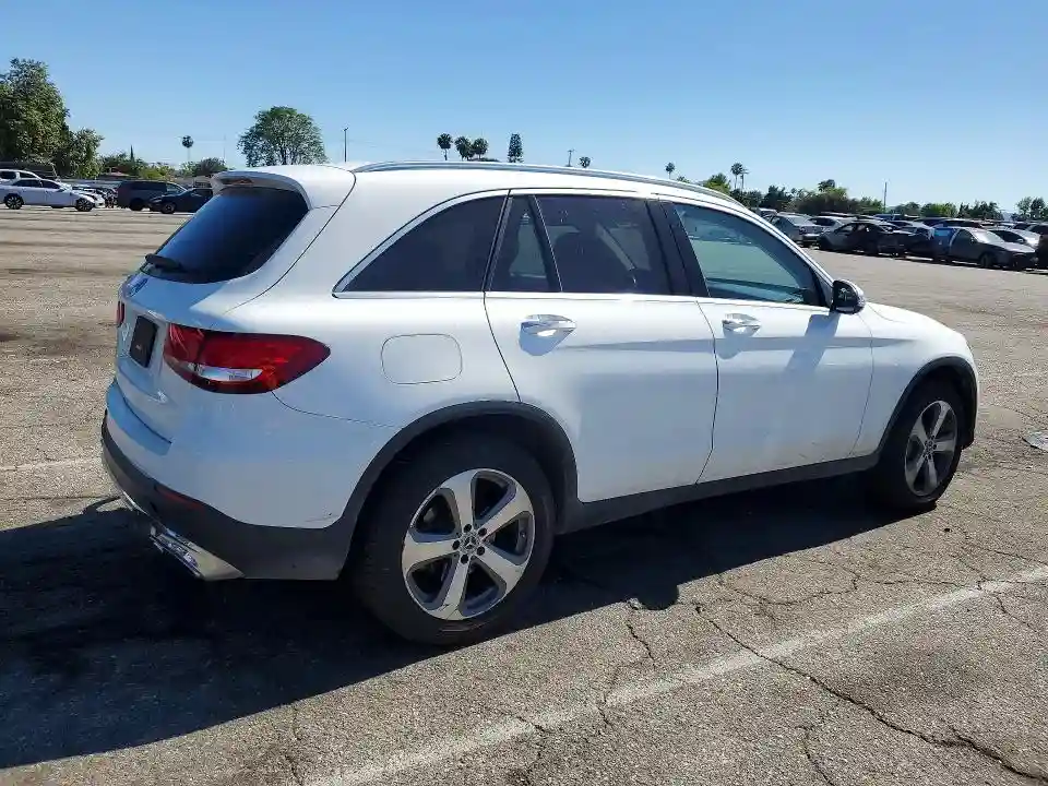 WDC0G4JB1KF590495 2019 MERCEDES-BENZ GLC-CLASS-2