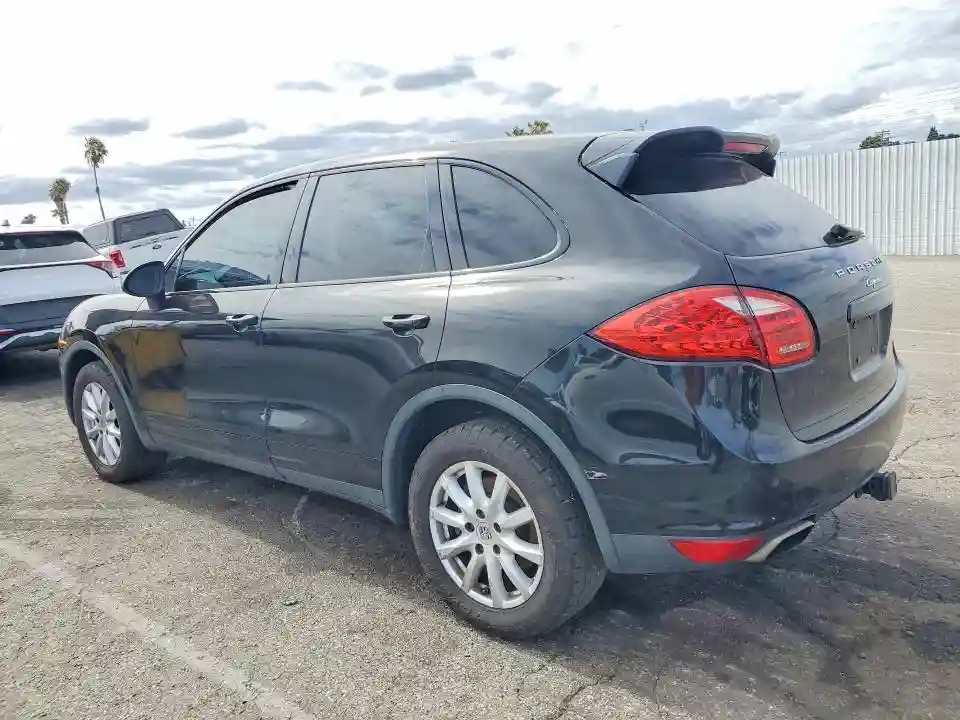 WP1AA2A27DLA06202 2013 PORSCHE CAYENNE-1