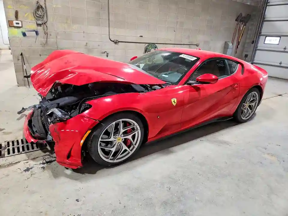 ZFF83CLA5L0248623 2020 FERRARI 812-0