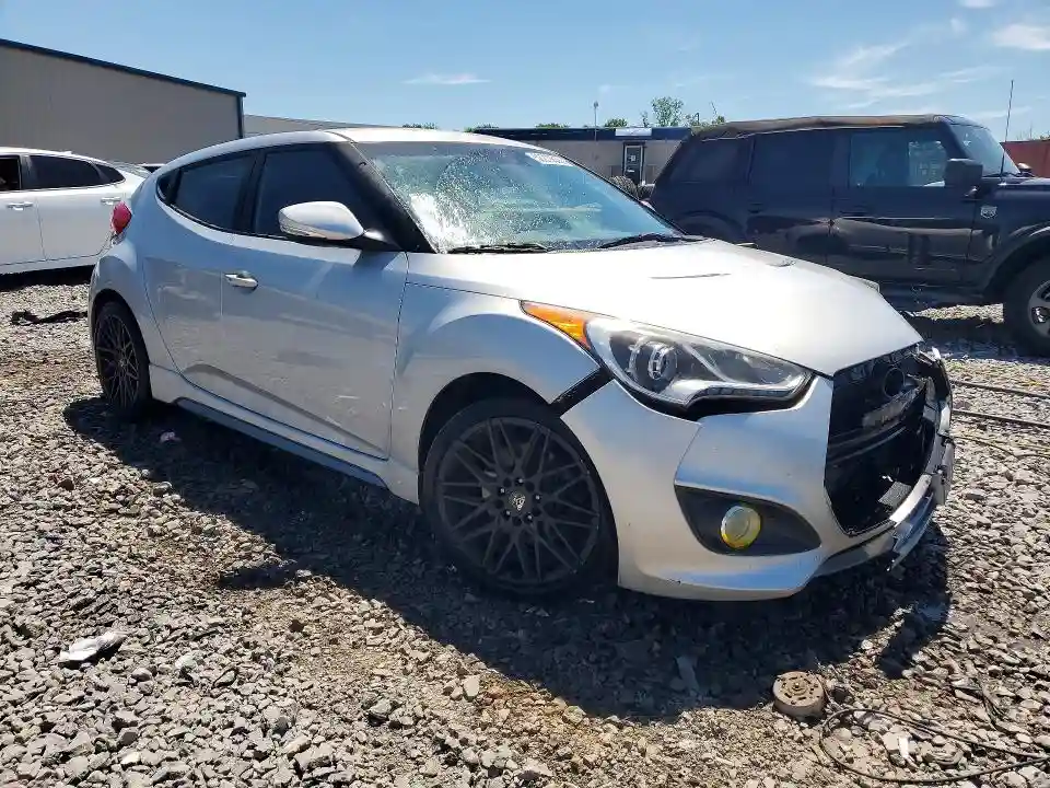 KMHTC6AE9DU152550 2013 HYUNDAI VELOSTER-3