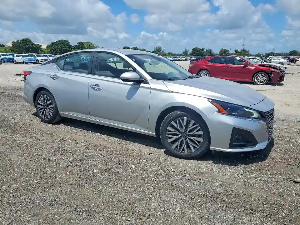 1N4BL4DV1PN341794 2023 NISSAN ALTIMA-3
