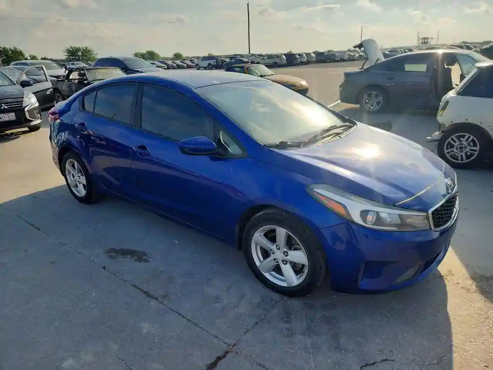 3KPFL4A75HE072965 2017 KIA FORTE-3