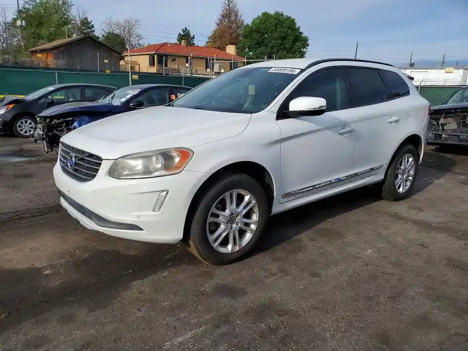 YV4612RJXF2712959 2015 VOLVO XC60-0