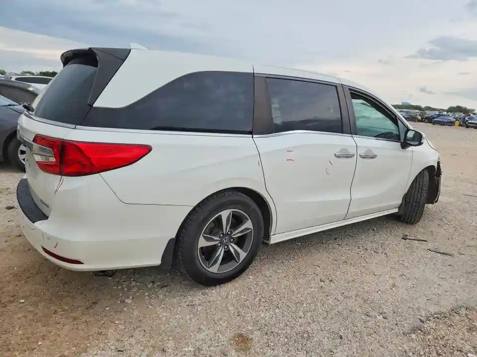 5FNRL6H89JB019449 2018 HONDA ODYSSEY-2