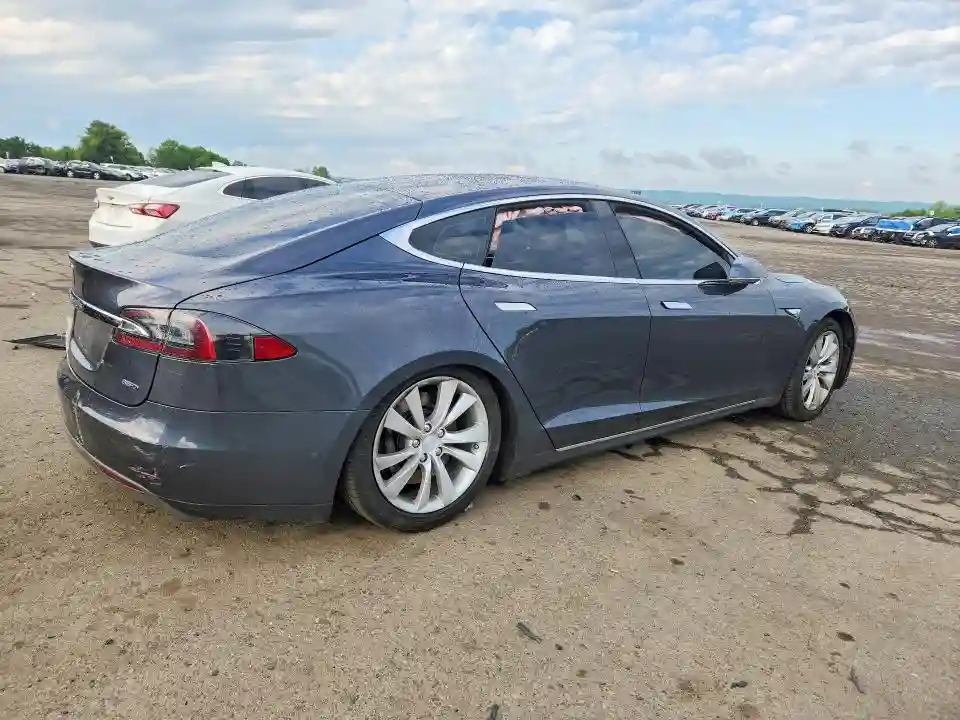 5YJSA1E27GF129693 2016 TESLA MODEL S-2