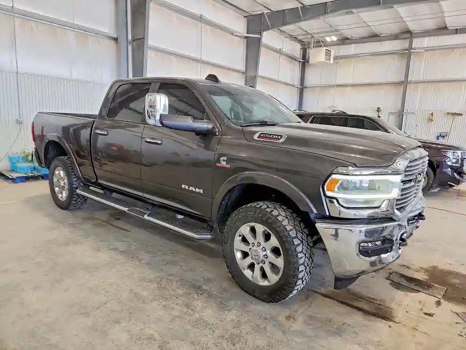 3C6UR5FL3NG110606 2022 RAM 2500-3
