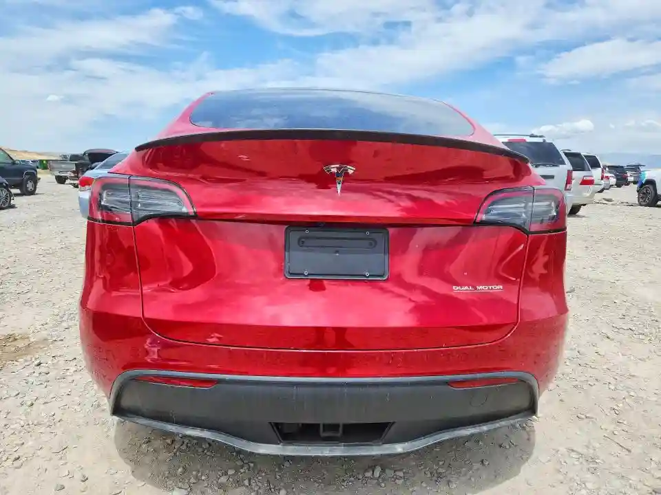 7SAYGDEF6PF779776 2023 TESLA MODEL Y-5