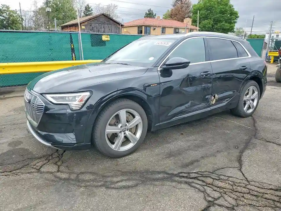 WA1VAAGE0KB020535 2019 AUDI E-TRON-0
