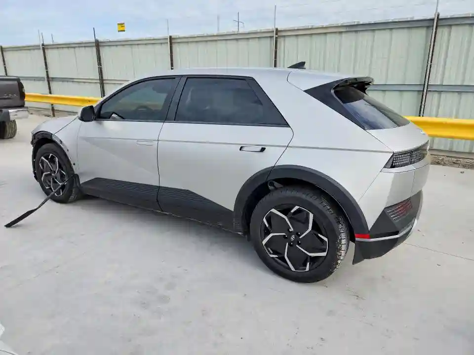 KM8KN4DE6RU246950 2024 HYUNDAI IONIQ-1