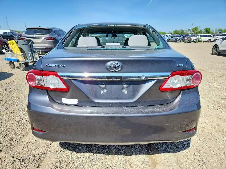 5YFBU4EE6DP080263 2013 TOYOTA COROLLA-5