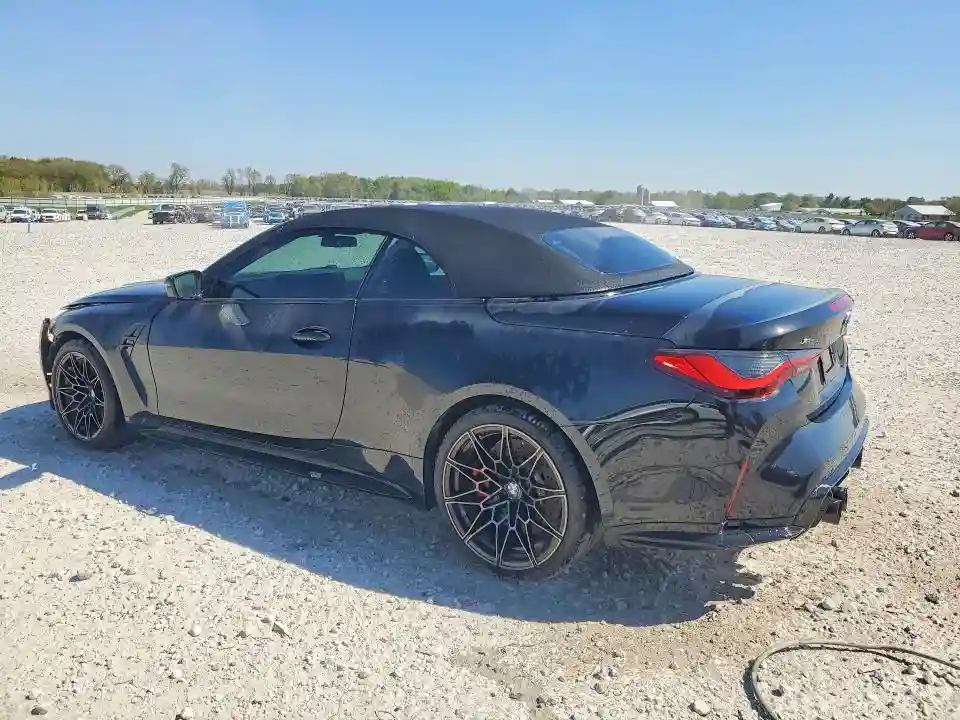 WBS33BA05RCN89663 2024 BMW M4-1