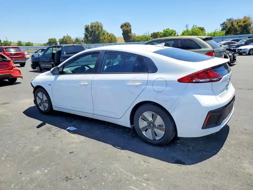 KMHC65LC9JU097543 2018 HYUNDAI IONIQ-1