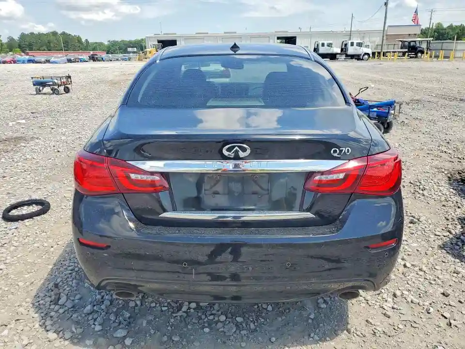 JN1BY1AP8JM180280 2018 INFINITI Q70-5