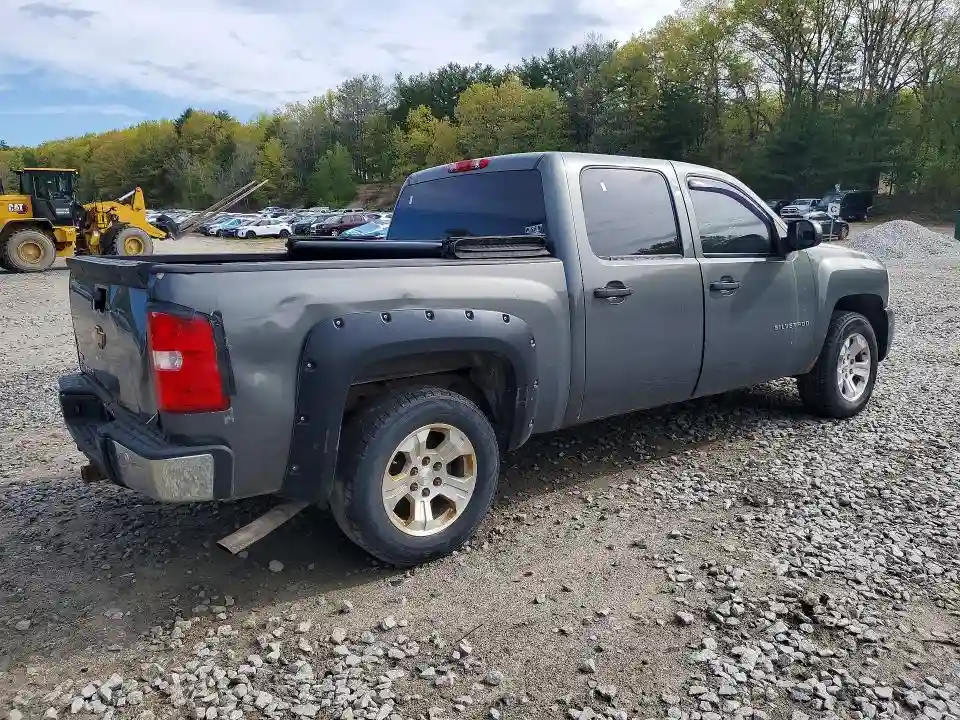 3GCUKUEJ9BG126618 2011 CHEVROLET SILVERADO-2