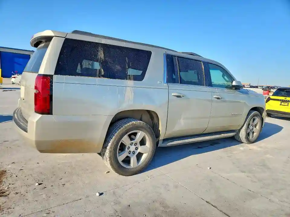 1GNSCJKC8FR556937 2015 CHEVROLET SUBURBAN-2