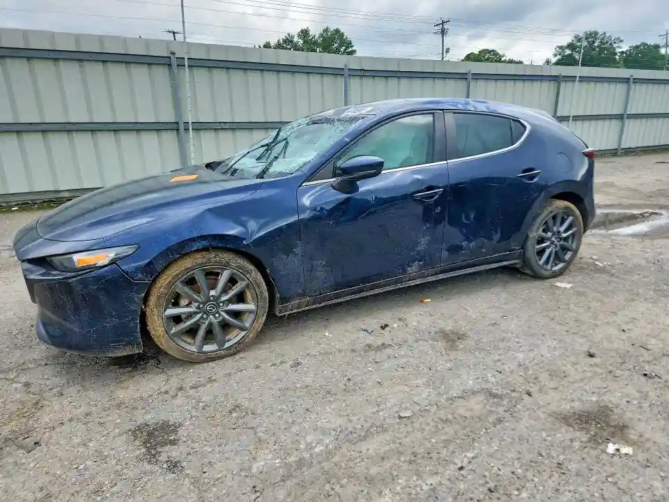 JM1BPAKL2M1403866 2021 MAZDA 3-0