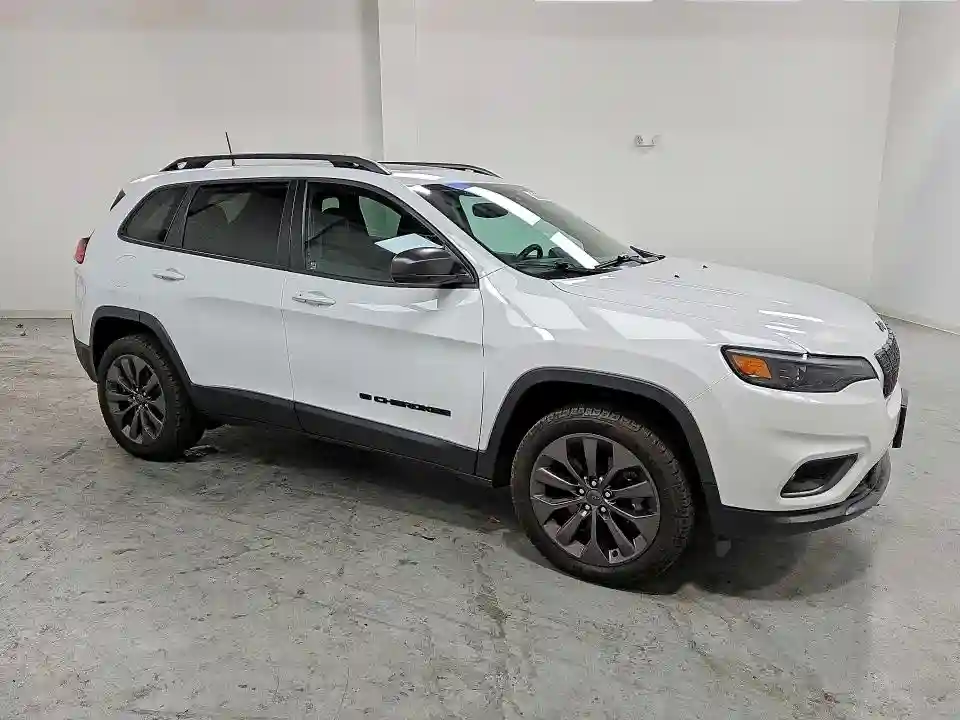 1C4PJMMX7MD181686 2021 JEEP CHEROKEE-3