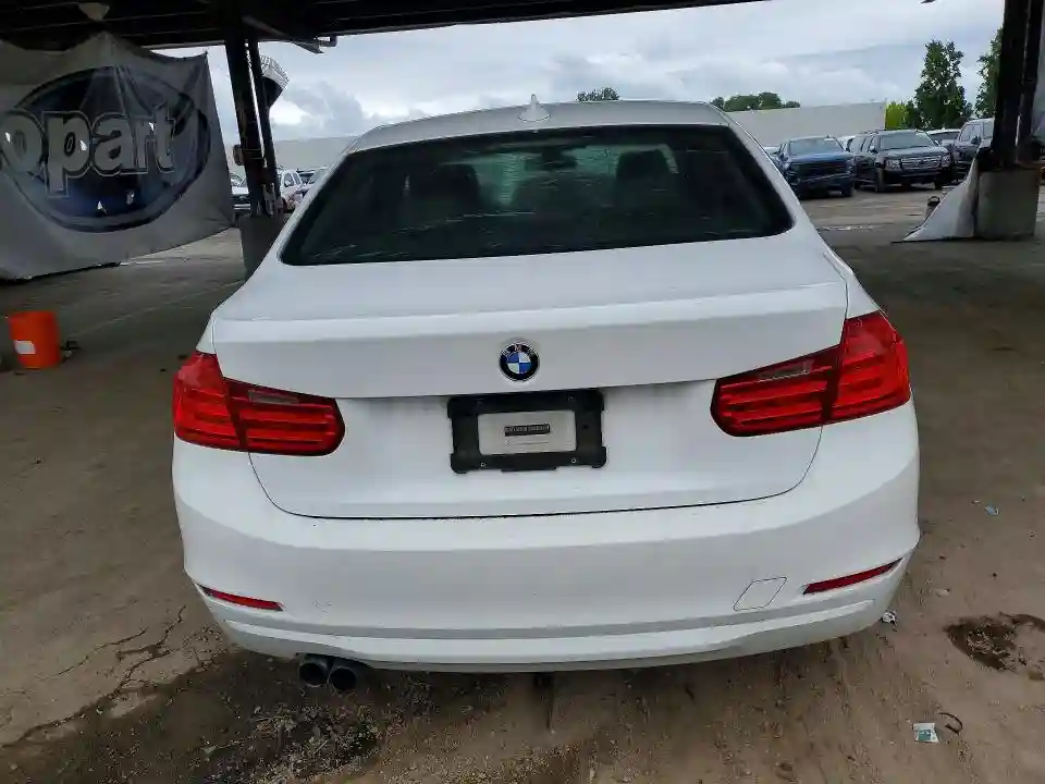 WBA3C1G54DNR46880 2013 BMW 3 SERIES-5