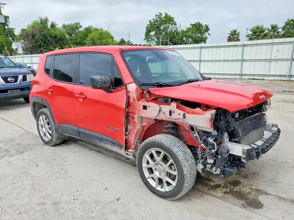 ZACNJDB14PPP14182 2023 JEEP RENEGADE-3