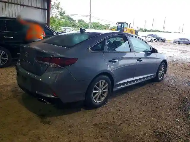 5NPE24AF5JH631616 2018 HYUNDAI SONATA-2