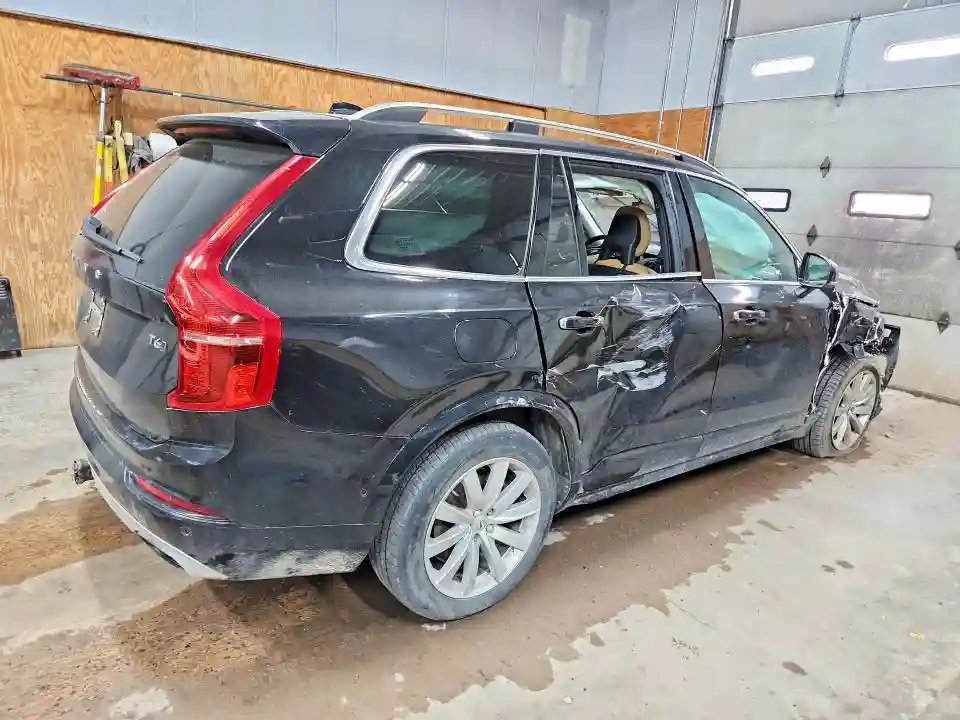YV4A22PK7G1044726 2016 VOLVO XC90-2