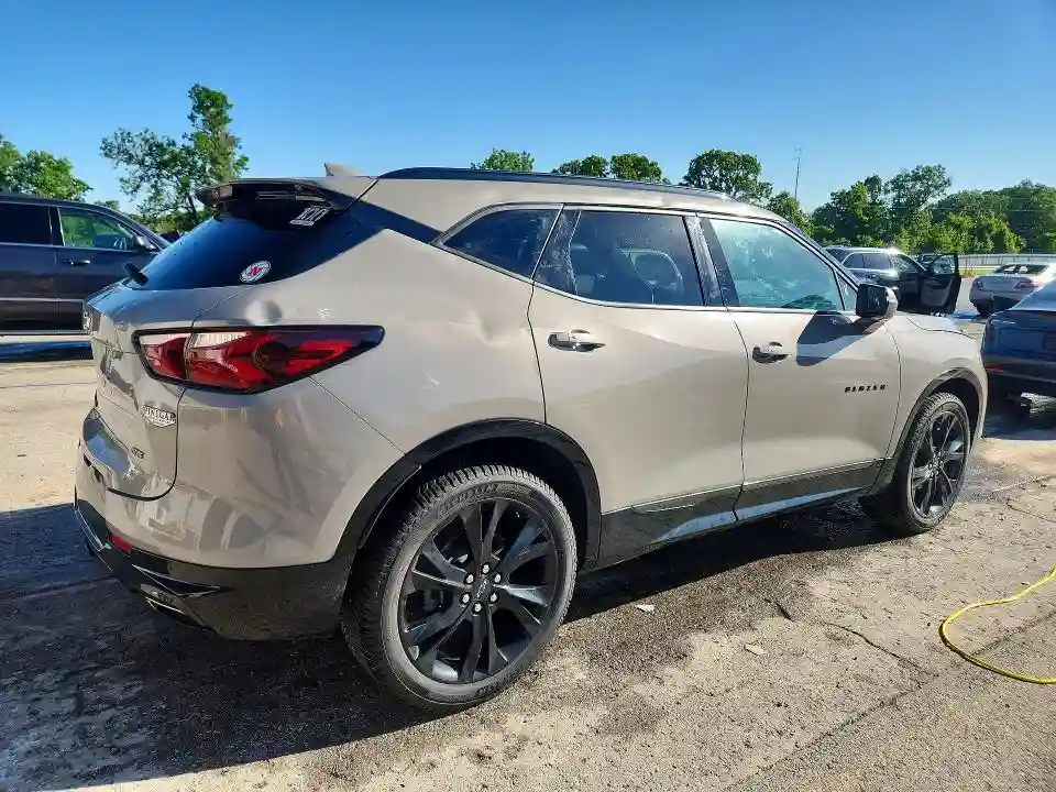 3GNKBKRS8MS567131 2021 CHEVROLET BLAZER-2