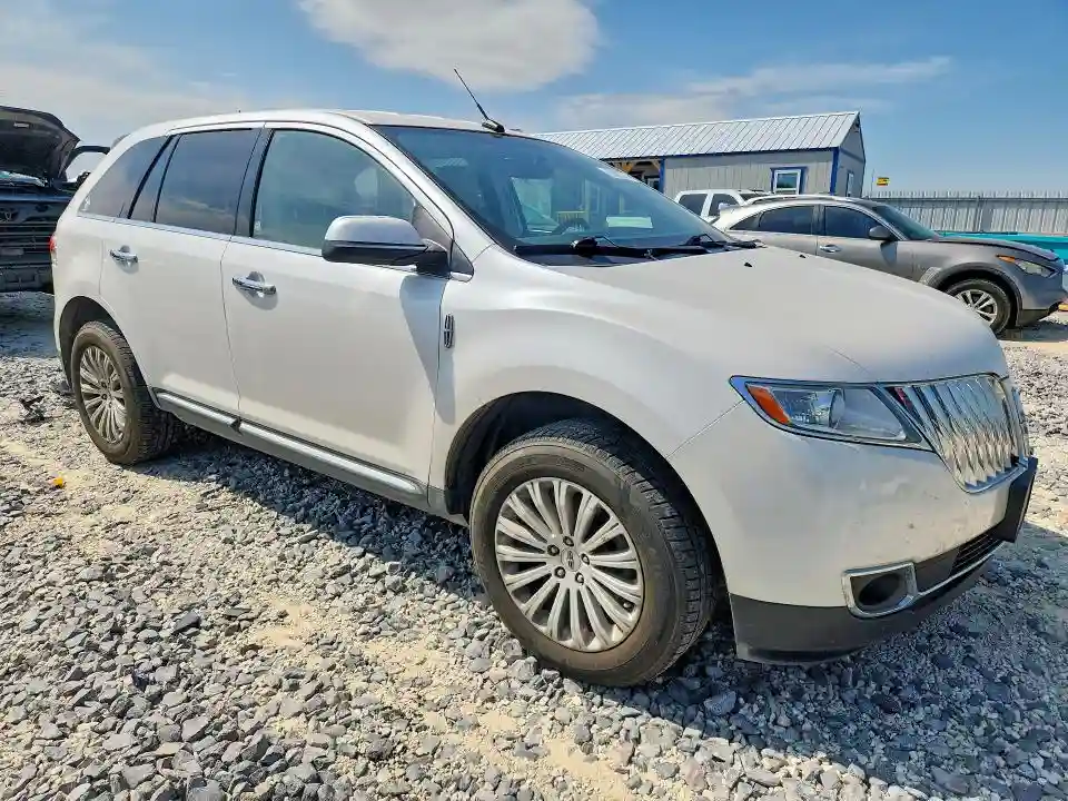 2LMDJ6JK6CBL17396 2012 LINCOLN TOWNHOUSE MKX-3
