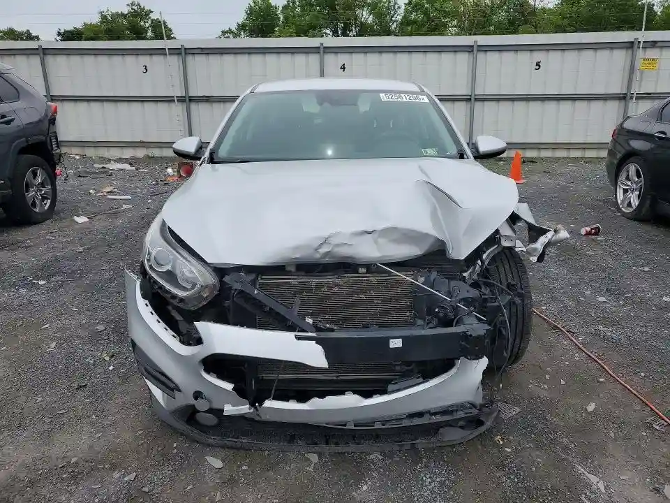 3KPF24AD0ME319196 2021 KIA FORTE-4