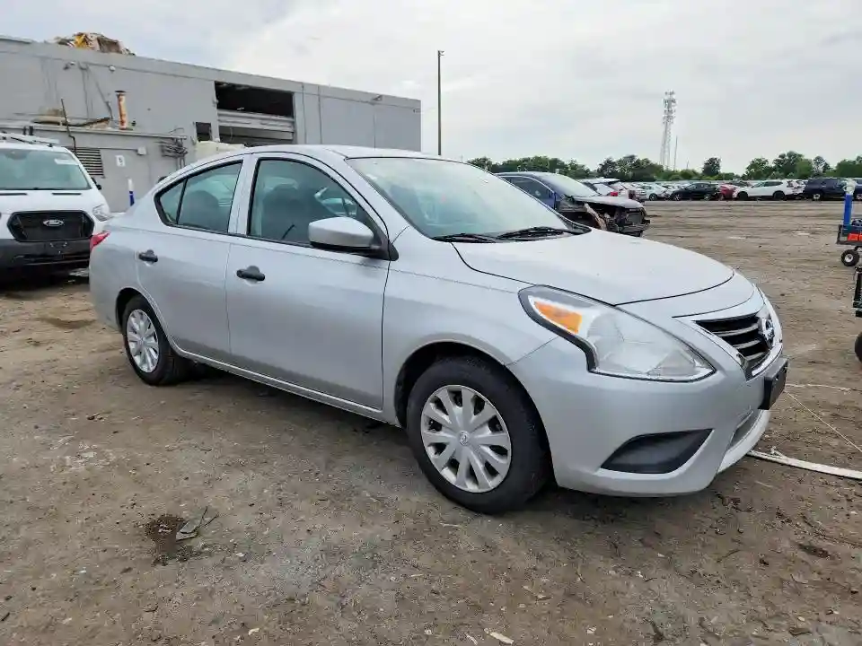 3N1CN7AP1GL893010 2016 NISSAN VERSA-3