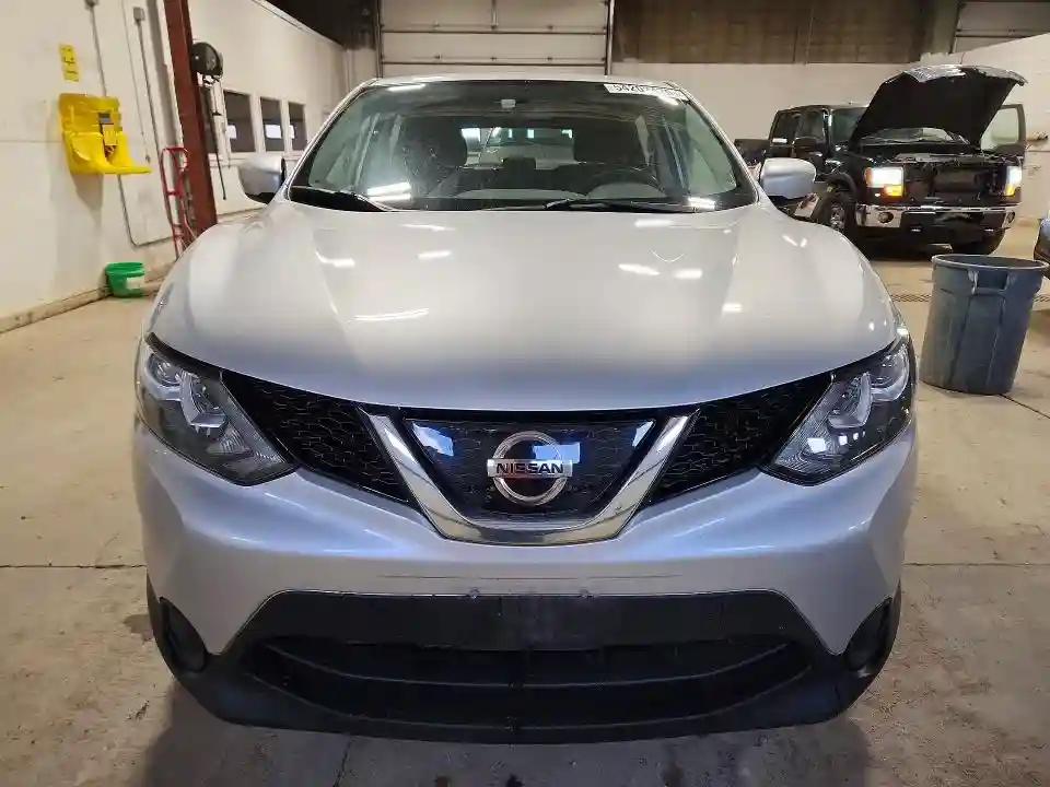 JN1BJ1CR9KW628034 2019 NISSAN ROGUE-4