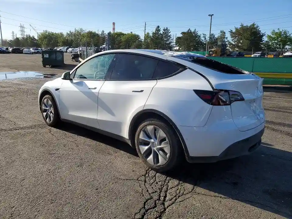 7SAYGDEE9NA010187 2022 TESLA MODEL Y-1