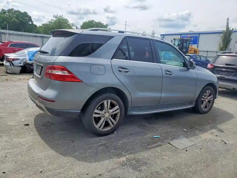 4JGDA2EBXCA008900 2012 MERCEDES-BENZ M-CLASS-2