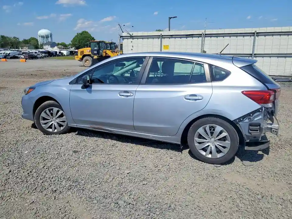 4S3GTAB68M3706571 2021 SUBARU IMPREZA-1