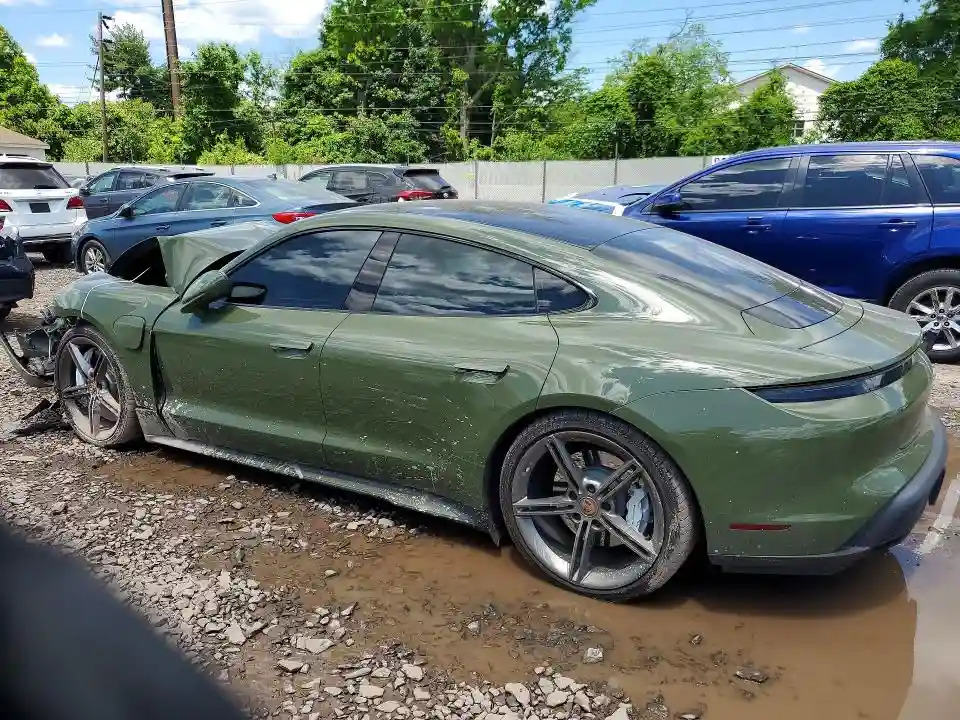 WP0AA2Y14NSA16033 2022 PORSCHE TAYCAN-1