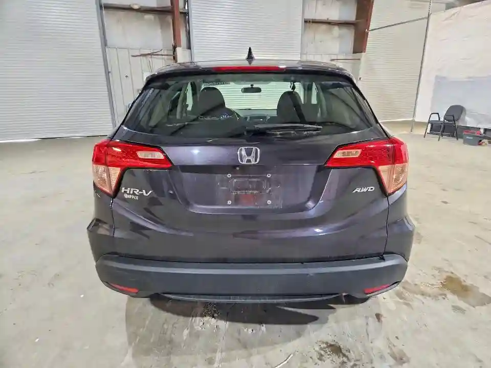 3CZRU6H37JM705867 2018 HONDA HR-V-5