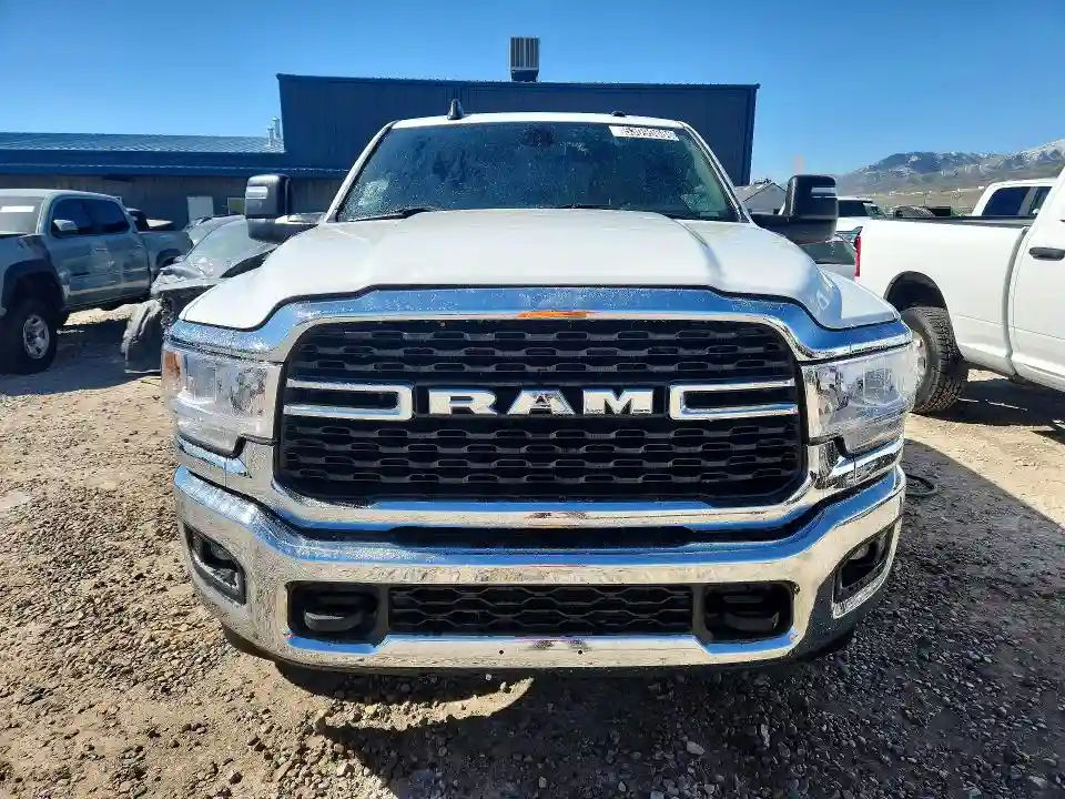 3C6UR5DL0PG537621 2023 RAM 2500-4