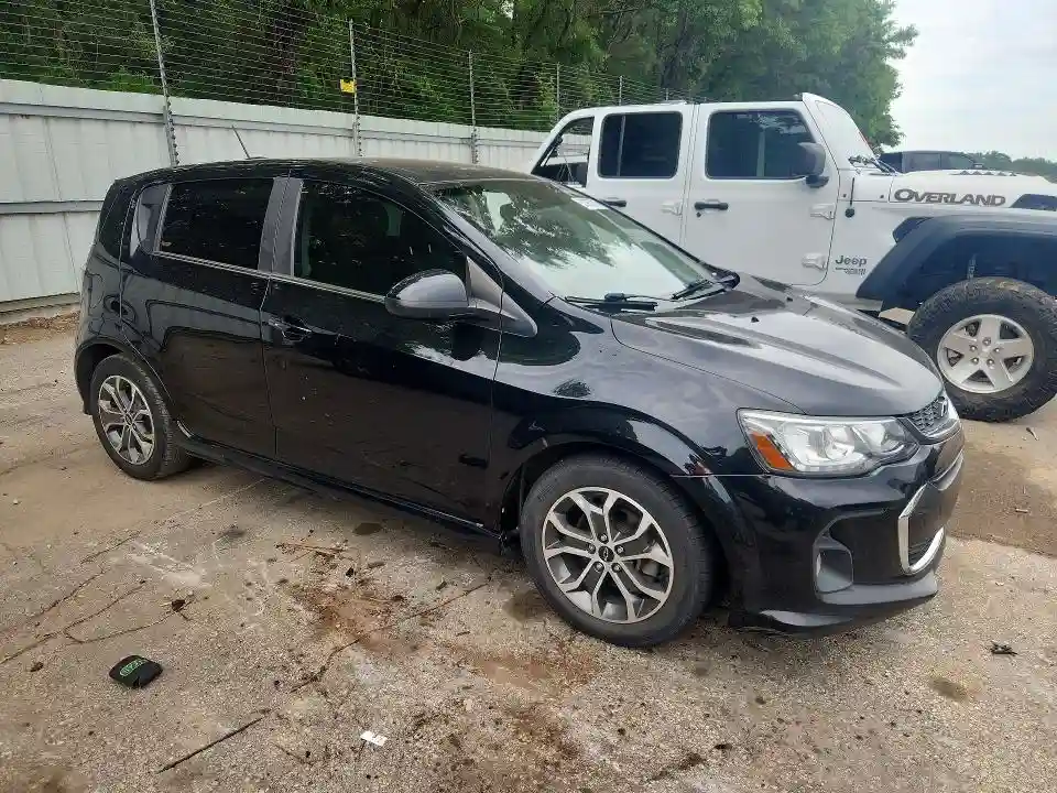 1G1JD6SB8J4120061 2018 CHEVROLET SONIC-3