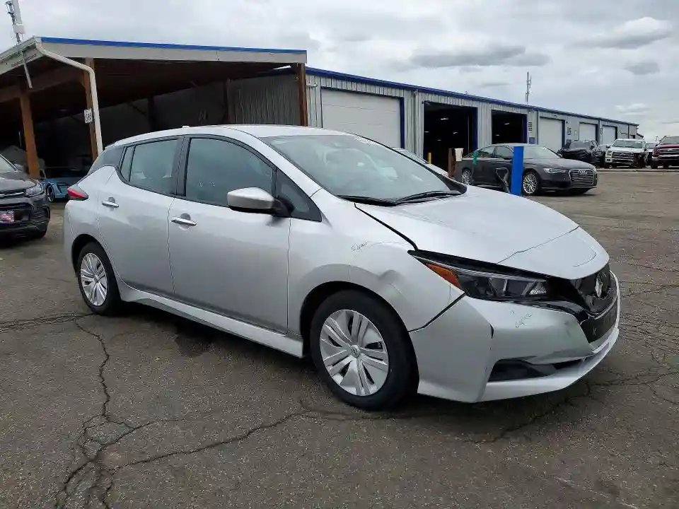 1N4AZ1BV9SC564293 2025 NISSAN LEAF-3