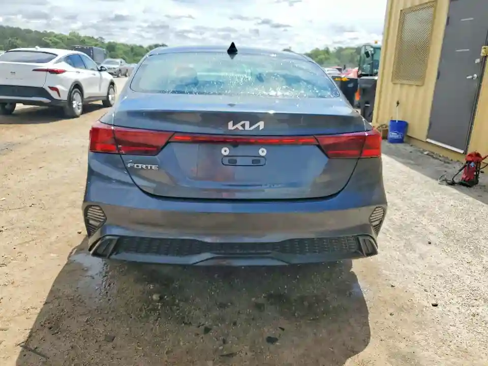 3KPF24AD5RE740595 2024 KIA FORTE LXS-5