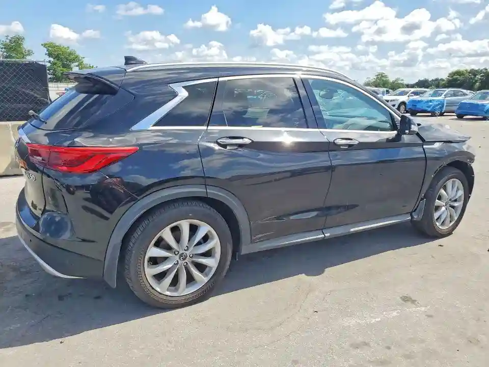 3PCAJ5M31KF108800 2019 INFINITI QX50-2