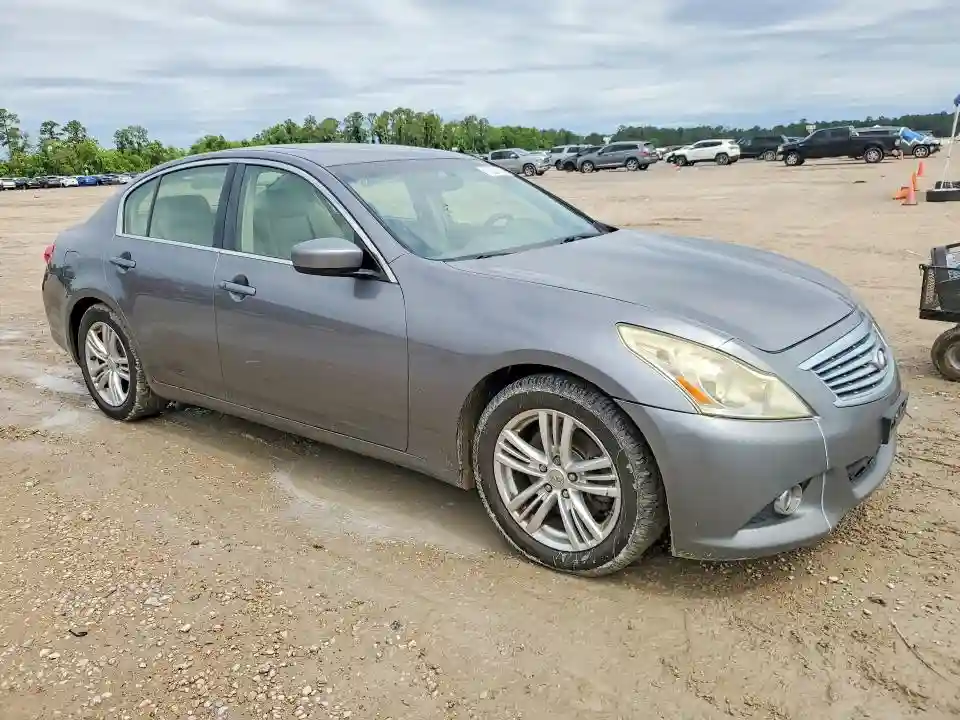 JN1CV6AP1FM503408 2015 INFINITI Q40-3