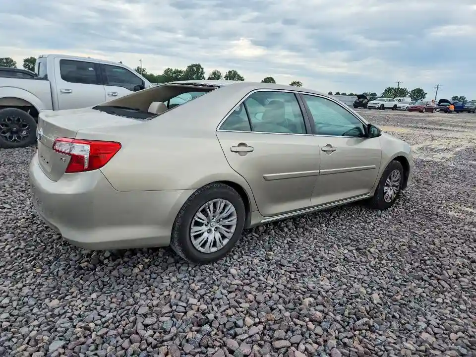 4T4BF1FK2ER383642 2014 TOYOTA CAMRY-2