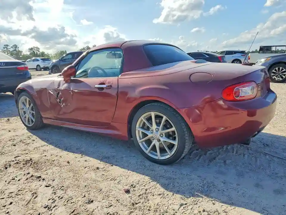 JM1NC2PF2B0214154 2011 MAZDA MX5-1