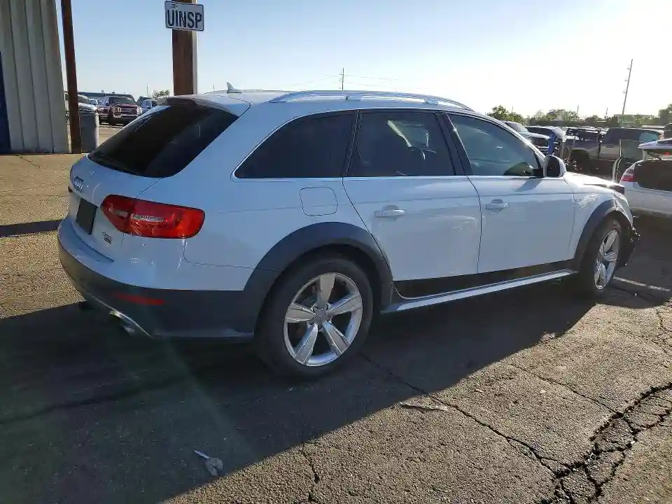 WA1TFAFL6FA118778 2015 AUDI A4-2