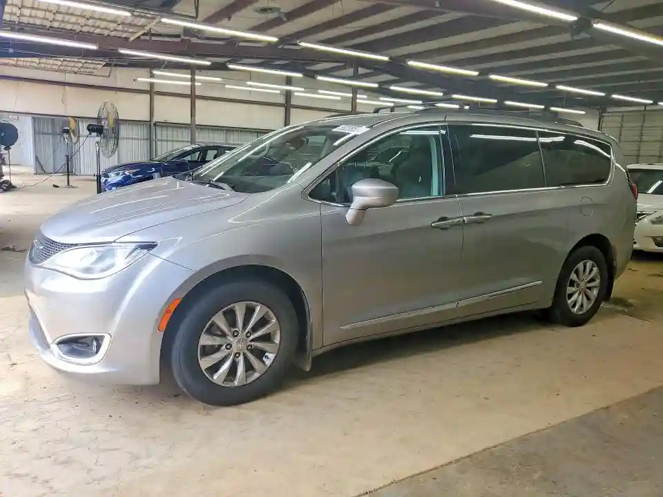 2C4RC1BG9HR576198 2017 CHRYSLER PACIFICA-0