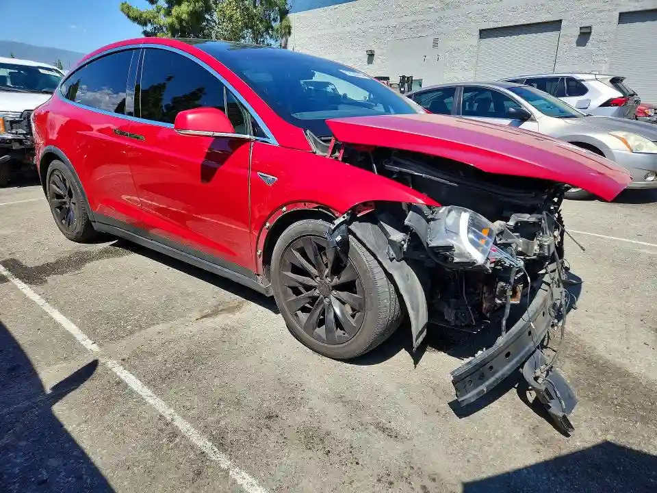 5YJXCBE22GF012352 2016 TESLA MODEL X-3