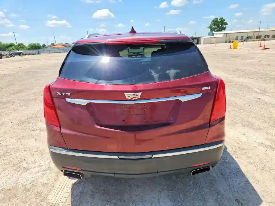 1GYKNBRS0HZ166711 2017 CADILLAC XT5-5